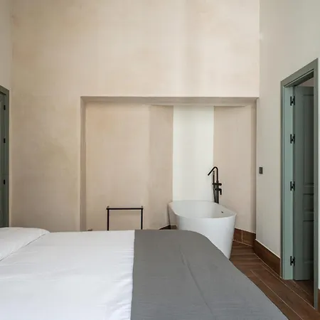 Gravina 31 * Σεβίλλη